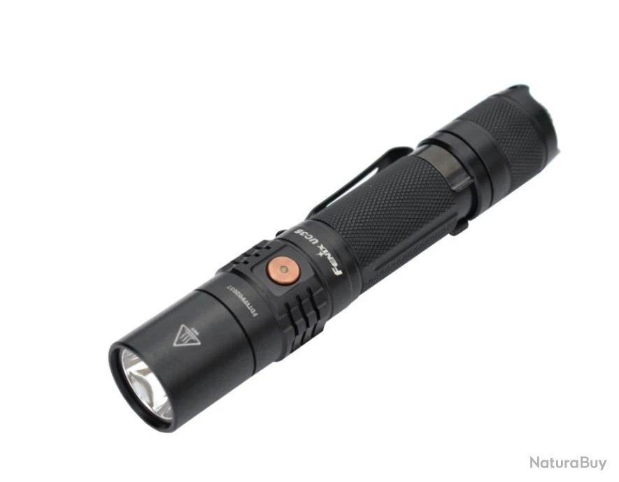 LAMPE FENIX UC 35 LAMPE RECHARGEABLE 960 LUMENS. 3 LAMPE FENIX UC 35 LAMPE RECHARGEABLE 960 LUMENS.