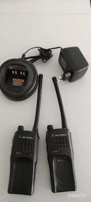 Une Paire De Talkie Walkie Gp320 VHF .motorola+1 Chargeur. 3 Une Paire De Talkie Walkie Gp320 VHF .motorola+1 Chargeur.