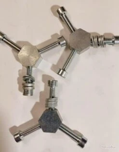 Axe De Pivot Central Pour Siège De Battue Trépieds ( Pièce De Rechange Neuve ) -Peltor Soldes 00003 Axe de pivot central pour siege de battue trepieds piece de rechange neuve