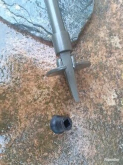 CANNE- SIEGE Cuir Assise Arrondie. 8 CANNE- SIEGE Cuir Assise Arrondie. -Peltor Soldes 00003 CANNE SIEGE cuir assise arrondie