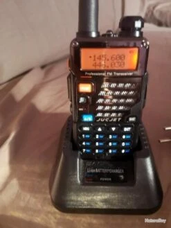 Baofeng UV-5re Marque J Ucjet Vhf/ UHF/ Fm En Très Bon état De Fonctionnement -Peltor Soldes 00004 baofeng UV 5re marque j ucjet Vhf UHF Fm en tres bon etat de fonctionnement