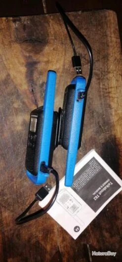 2 TALKIE-WALKIE MOTOROLA PMR T62 ETAT NEUF -Peltor Soldes 00005 2 TALKIE WALKIE MOTOROLA PMR T62 ETAT NEUF