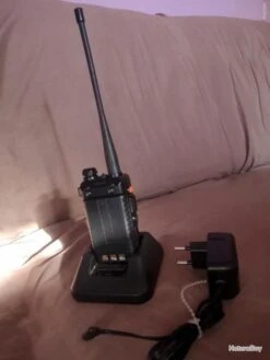 Baofeng UV-5re Marque J Ucjet Vhf/ UHF/ Fm En Très Bon état De Fonctionnement -Peltor Soldes 00005 baofeng UV 5re marque j ucjet Vhf UHF Fm en tres bon etat de fonctionnement