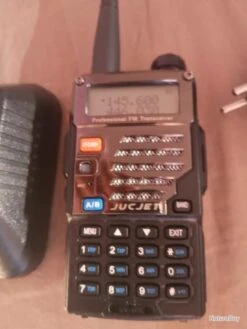 Baofeng UV-5re Marque J Ucjet Vhf/ UHF/ Fm En Très Bon état De Fonctionnement -Peltor Soldes 00008 baofeng UV 5re marque j ucjet Vhf UHF Fm en tres bon etat de fonctionnement